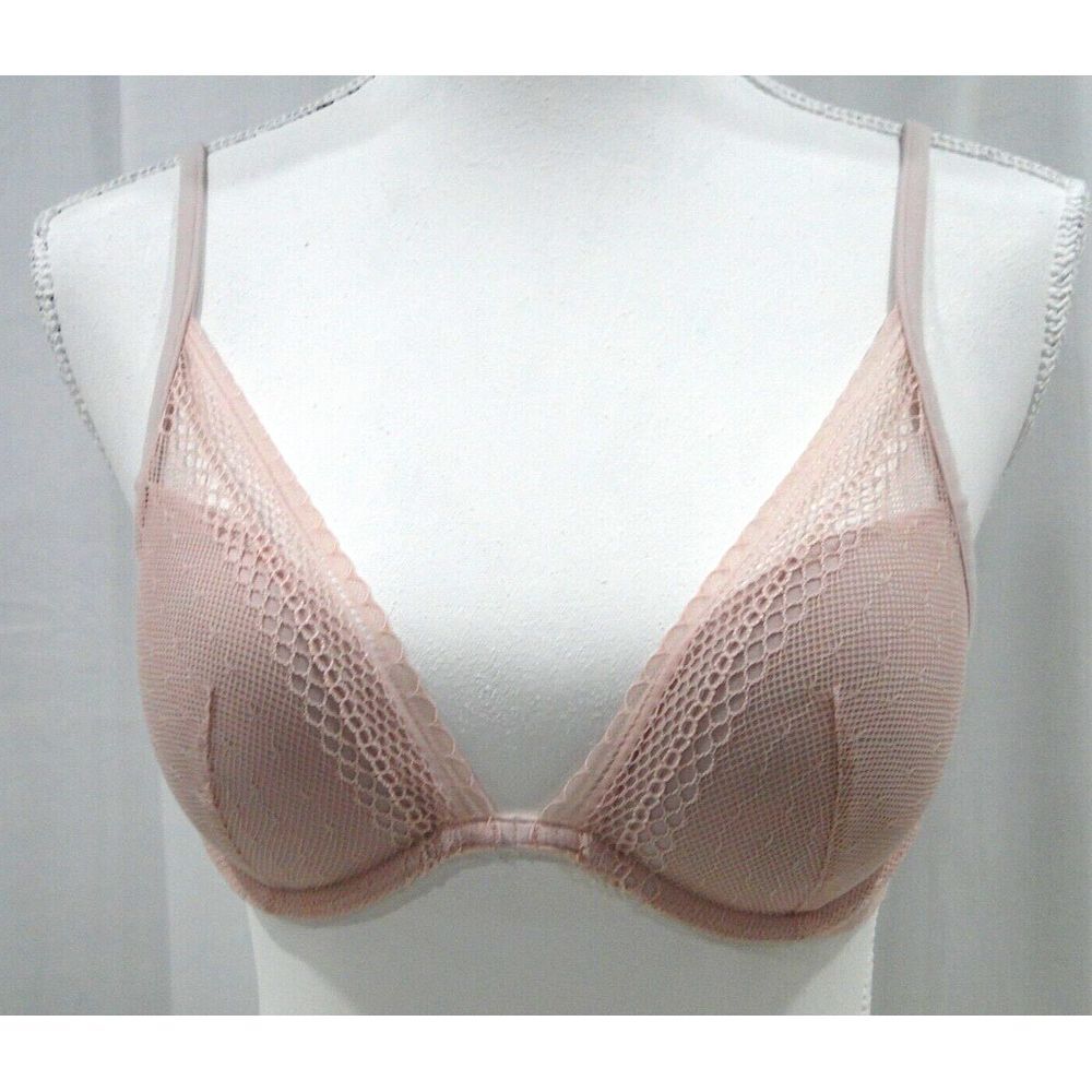 Victoria's Secret 32C Incredible by Victoria's Secret Push Up/Push Up Pad wire‎